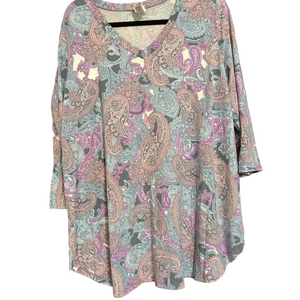 Honeyme Pastel Paisley Print Women's T-Shirt - Pink and Gray